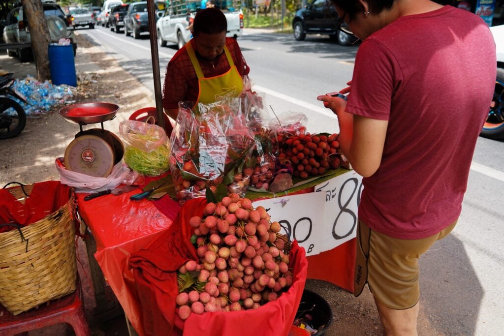 lychee samut songkhram