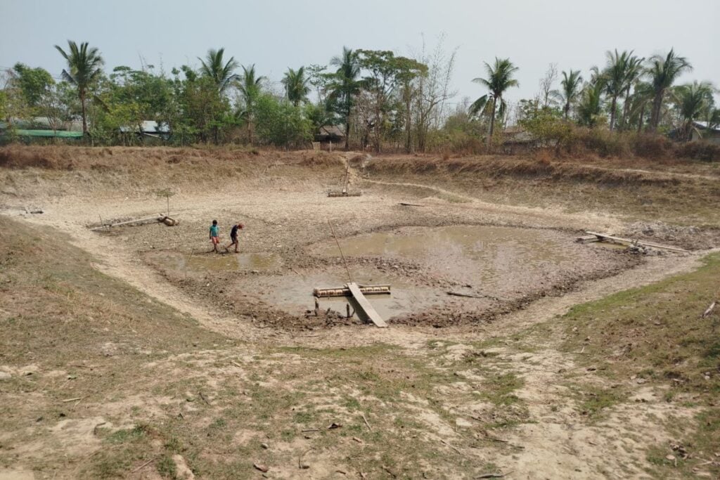 Rakhine water 