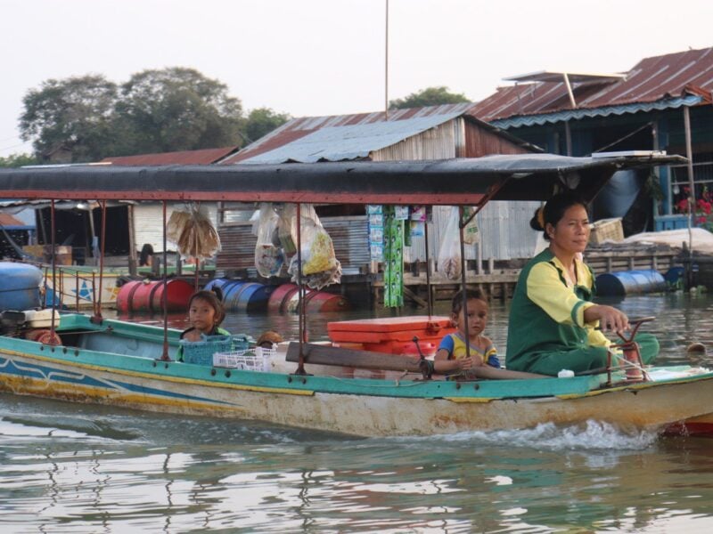 Tonle Sap woman